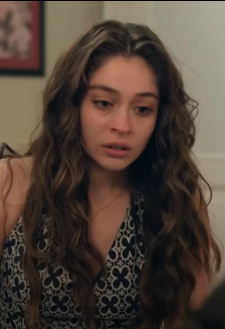 Лейла 32 серия