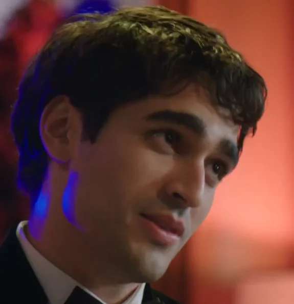 Парень 2 серия русская озвучка